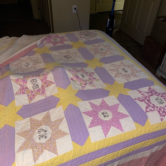 Vintage Quilt-King - Picture 3 of 10